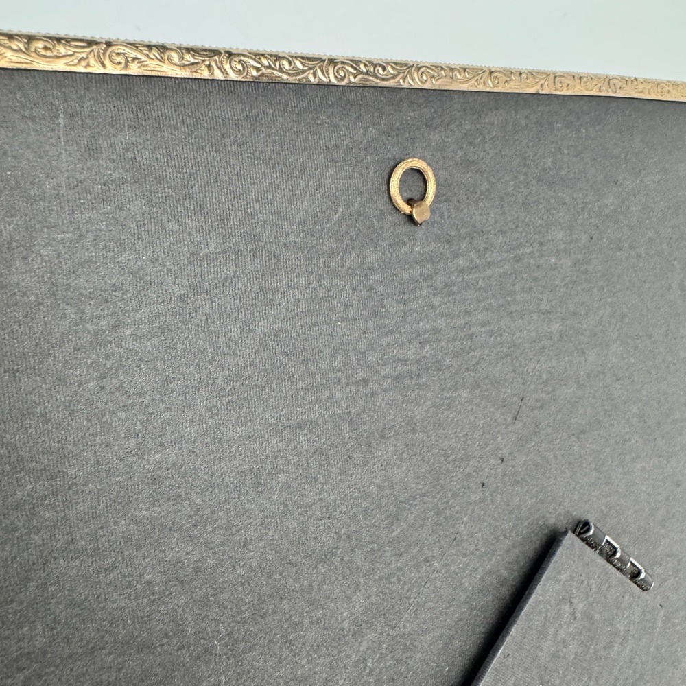 Vintage 8x10inch Gold Metal Tabletop Wall Frame Easel back Textured Accents‎ - Picture 10 of 11